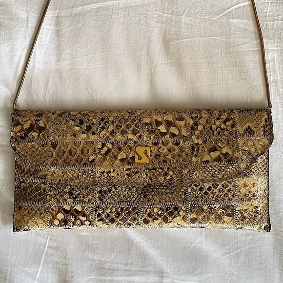 Sanes Handbags - Vintage 1970s Sanes Python Clutch